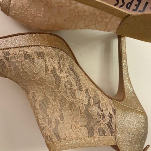 Pink Glittery High Heels - Picture 1 of 4